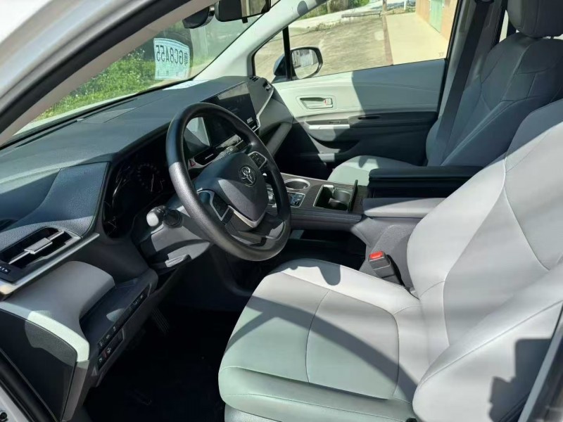 广州25年丰田格瑞维亚6