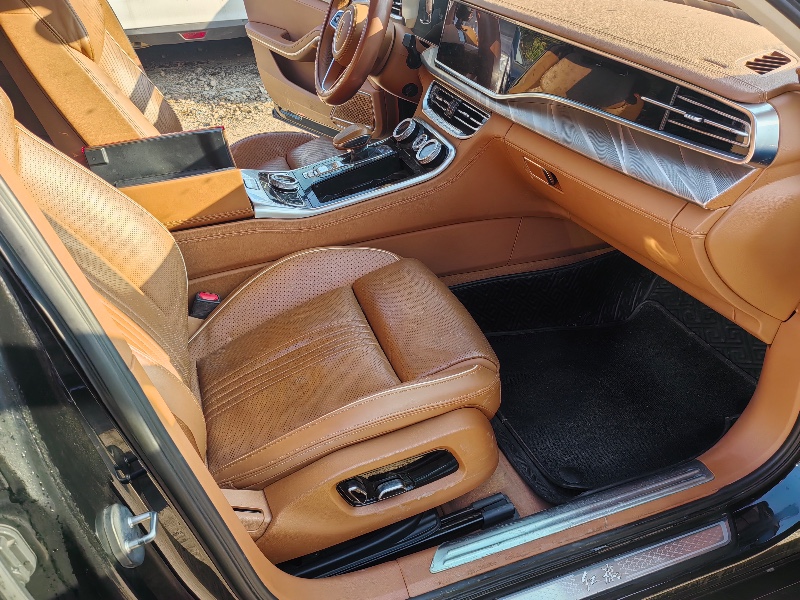 长沙21年红旗H94