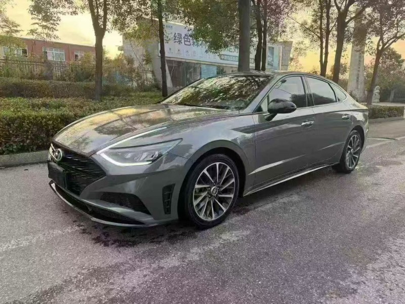 长沙20年现代索纳塔2