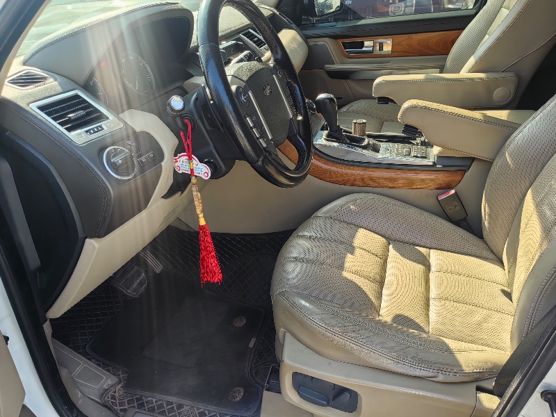 长沙12年路虎揽胜运动5