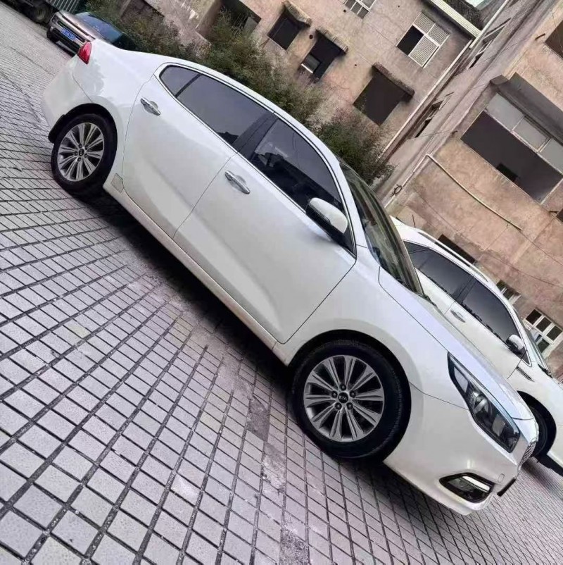 常德17年起亚K42