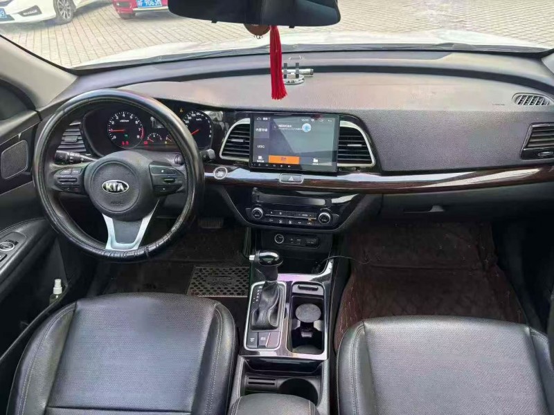 常德17年起亚K47