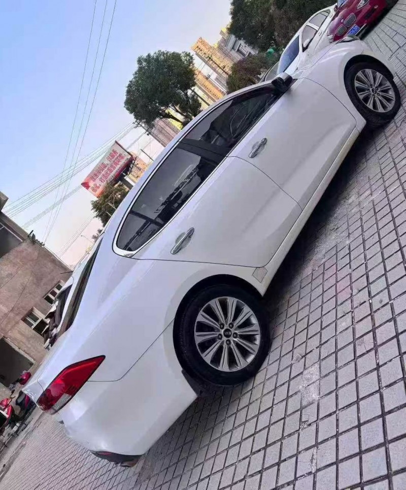 常德17年起亚K49