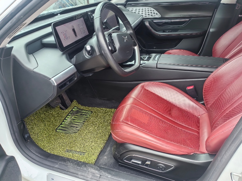 长沙21年小鹏汽车p74