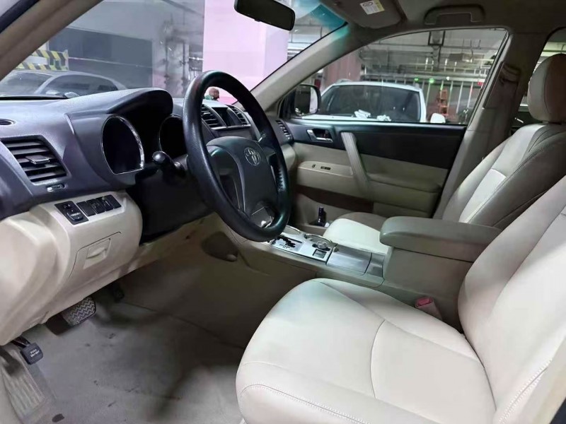 沧州14年丰田汉兰达4