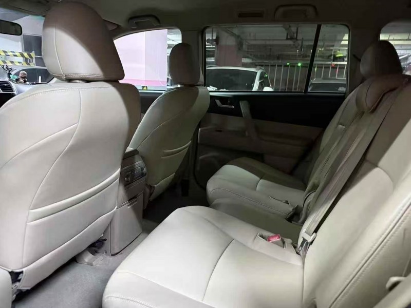 沧州14年丰田汉兰达5