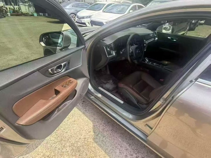 衡阳22年沃尔沃S60L4