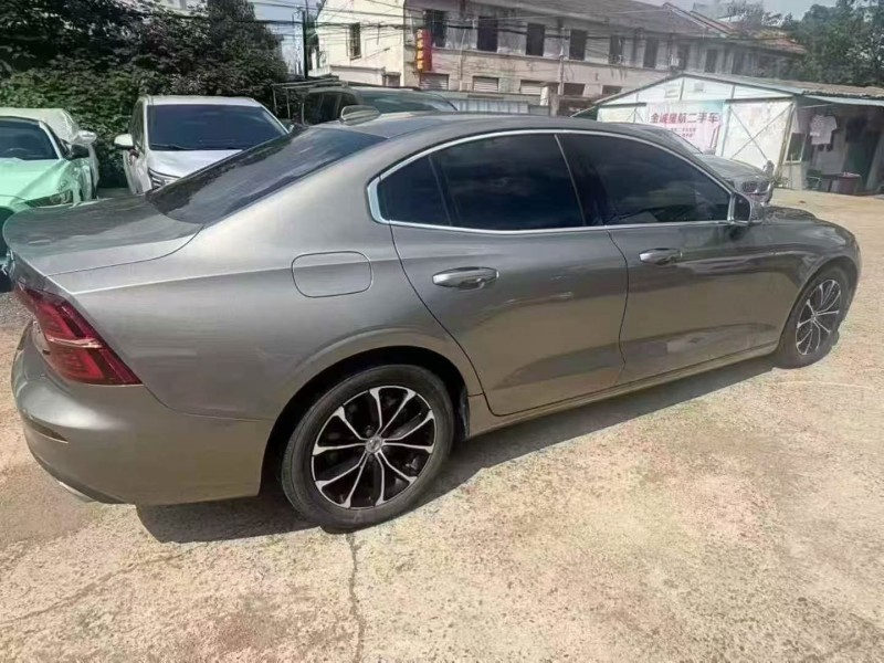 衡阳22年沃尔沃S60L8
