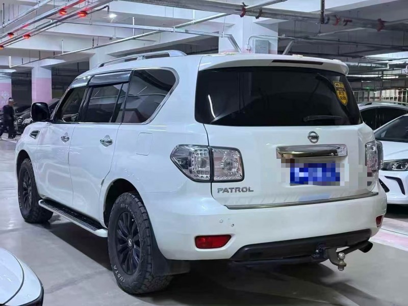 沧州16年日产途乐8