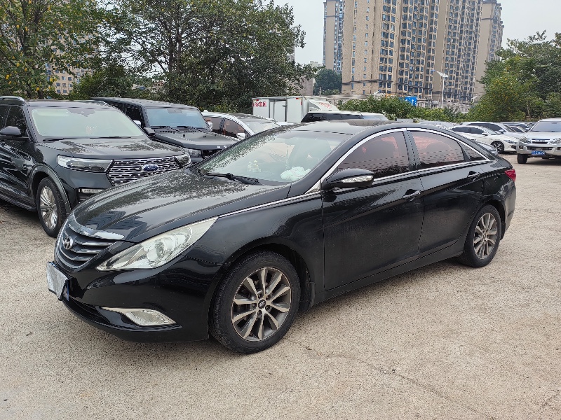 长沙14年现代索纳塔2