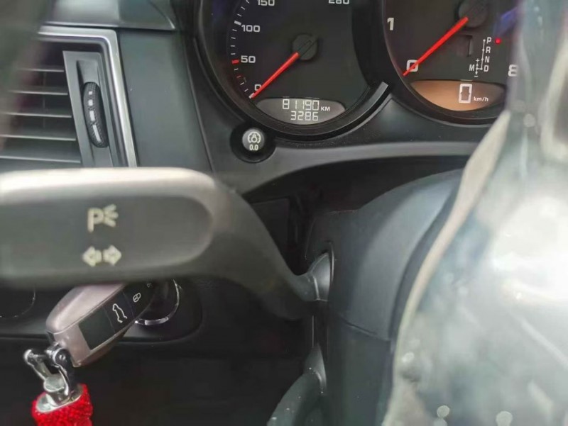 嘉兴18年保时捷Macan5