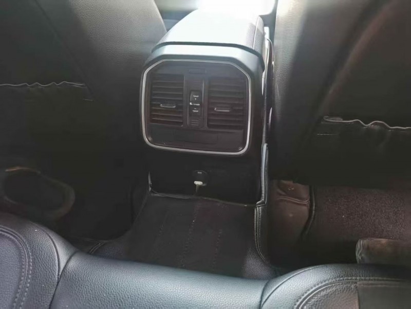 嘉兴18年保时捷Macan6