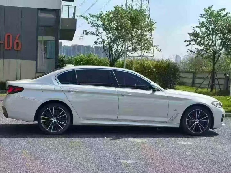 广州20年宝马5系4