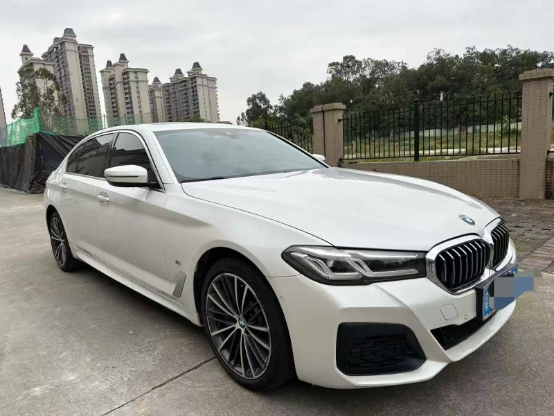 广州21年宝马5系3