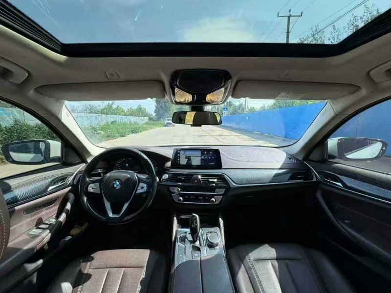 济宁20年宝马5系4