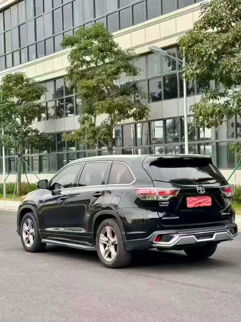 广州15年丰田汉兰达4