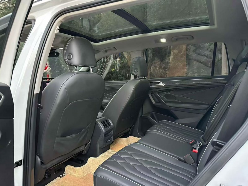 湘潭23年大众途观4