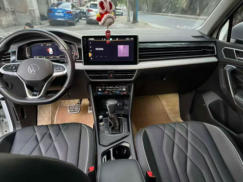 湘潭23年大众途观7