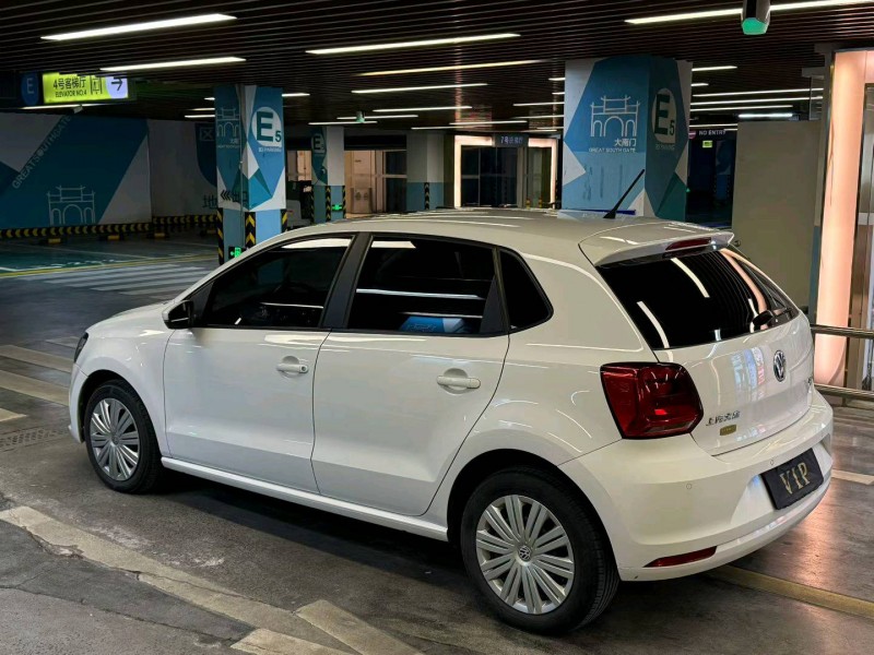 台州17年大众polo8