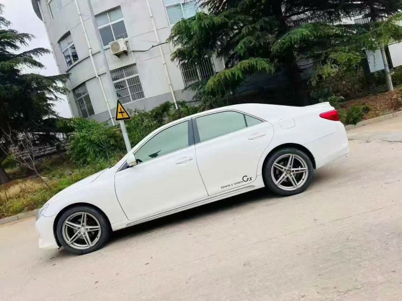 东营14年丰田锐志3