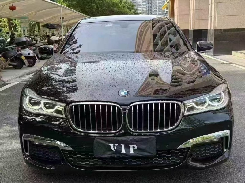 深圳17年宝马7系1