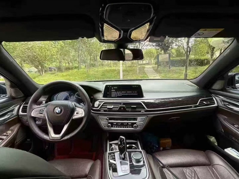 深圳17年宝马7系5