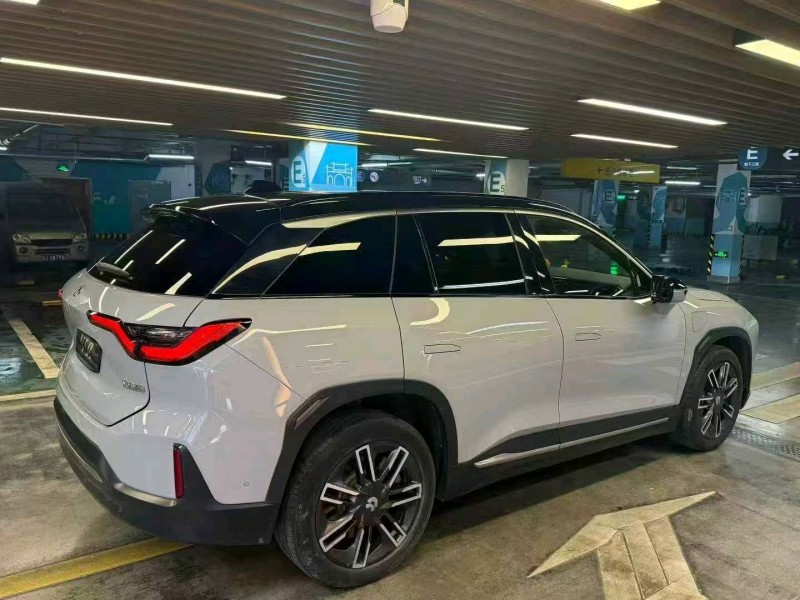 台州22年蔚来ES69