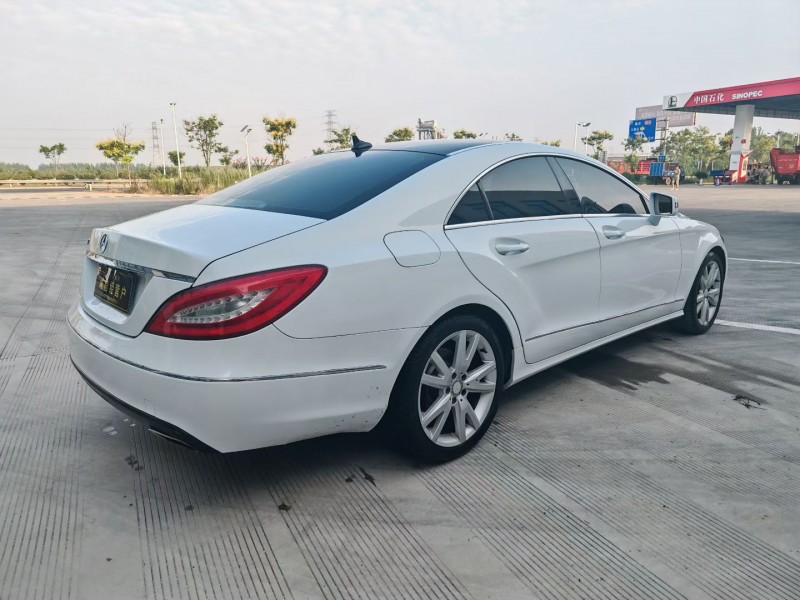 徐州14年奔驰CLS5