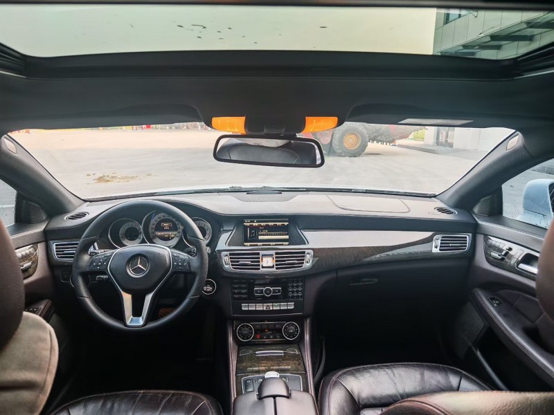 徐州14年奔驰CLS8