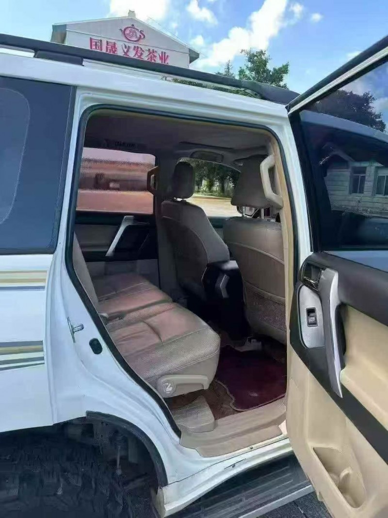 莆田13年丰田兰德酷路泽6