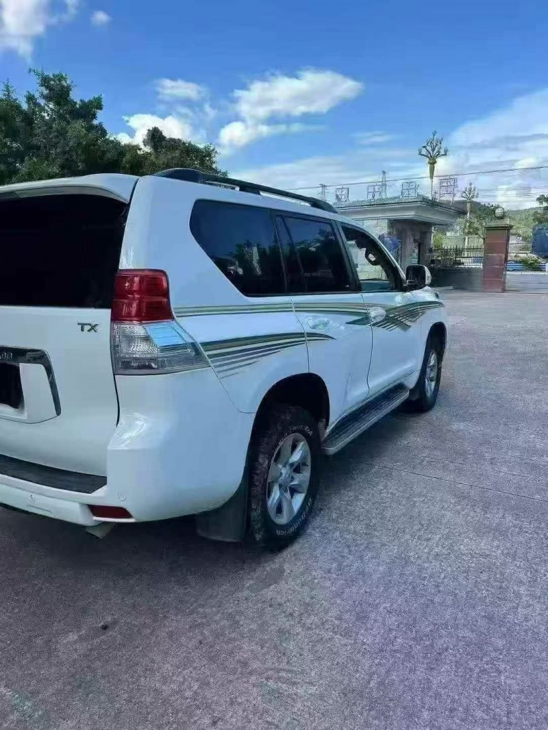 莆田13年丰田兰德酷路泽7