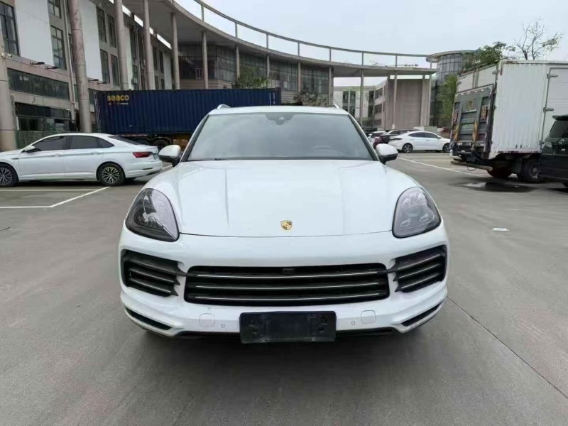 温州19年保时捷卡宴1