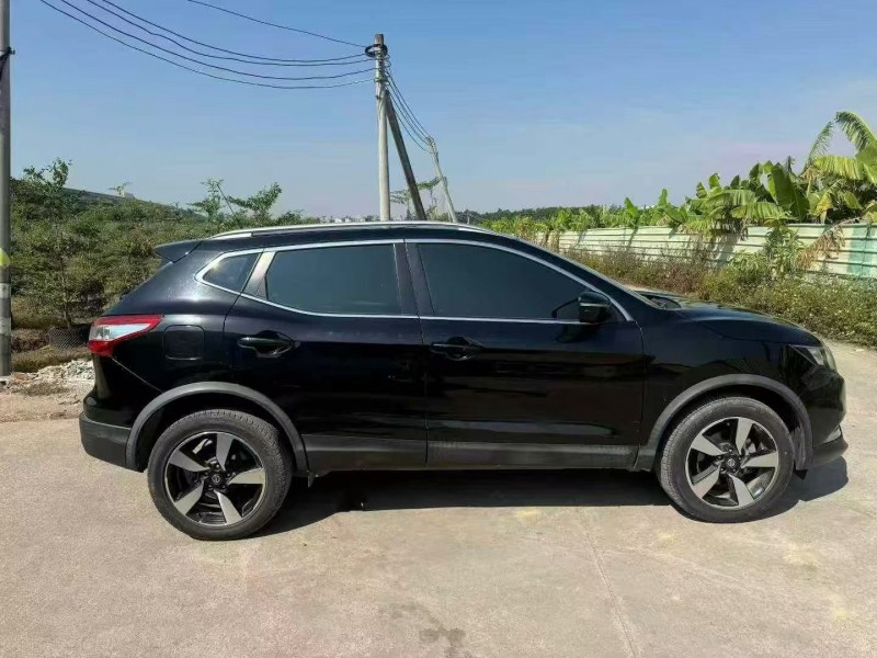 汕头18年日产逍客8