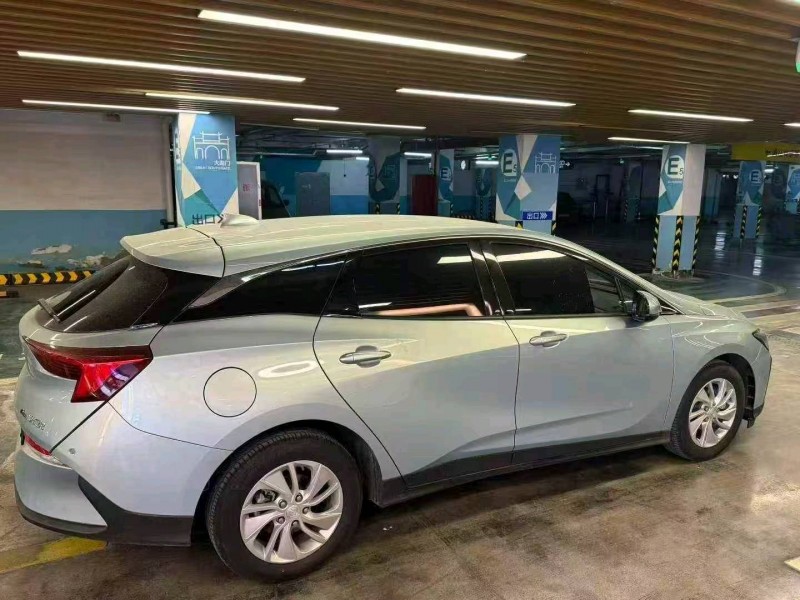 台州23年别克微蓝9