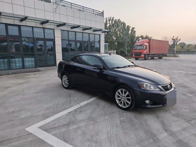 徐州10年雷克萨斯IS3