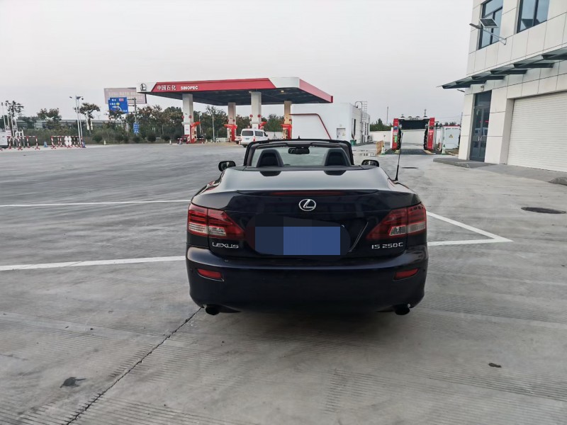 徐州10年雷克萨斯IS8