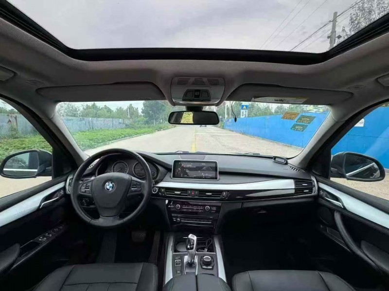 青岛17年宝马X54