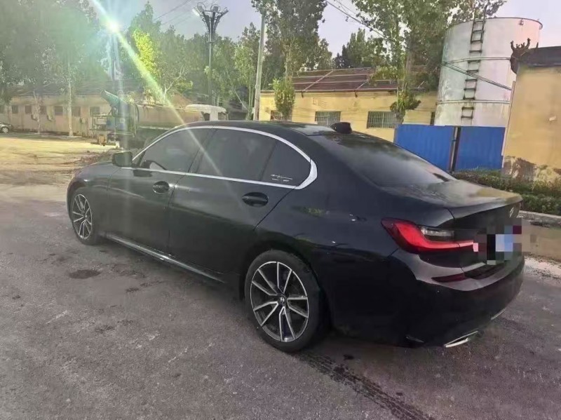 菏泽22年宝马3系7