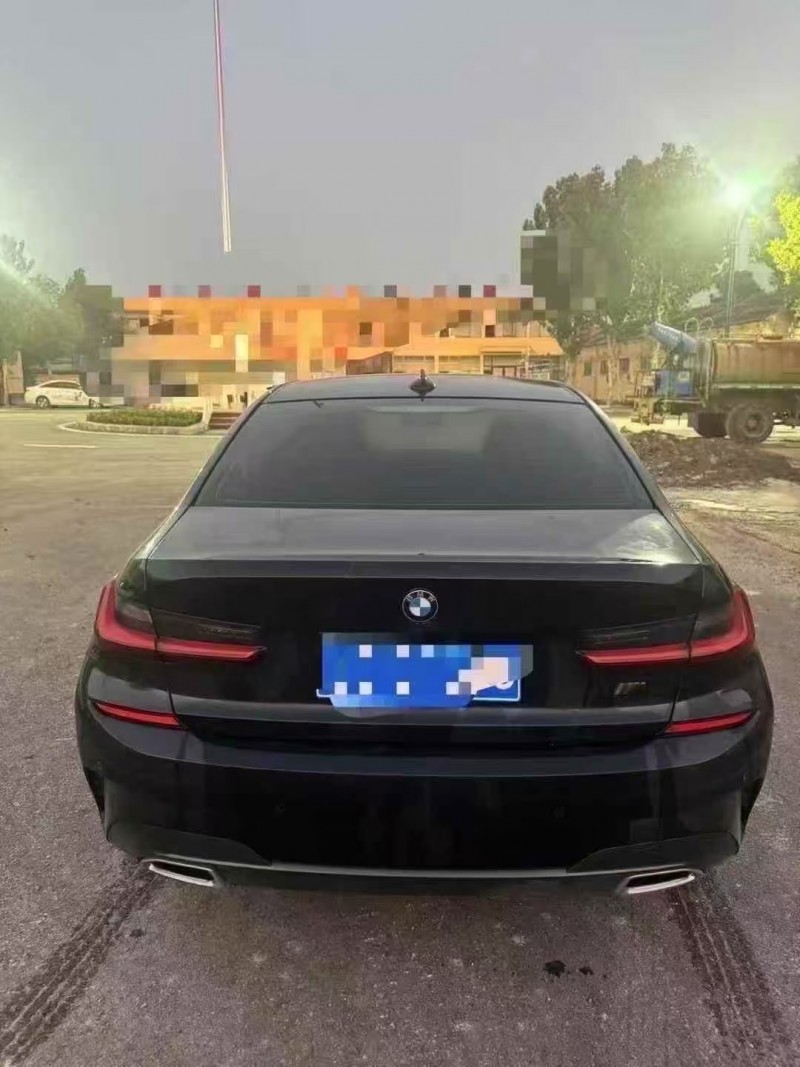 菏泽22年宝马3系9