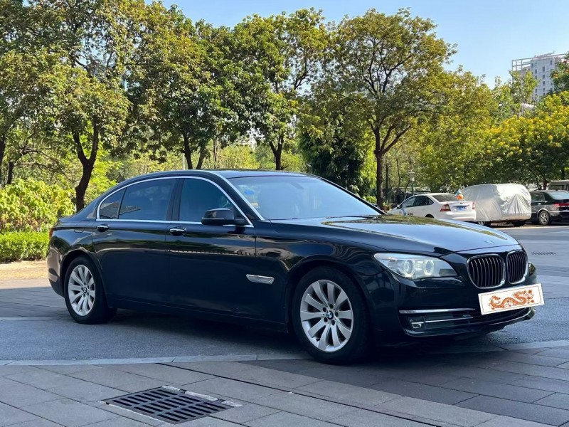 佛山13年宝马7系2