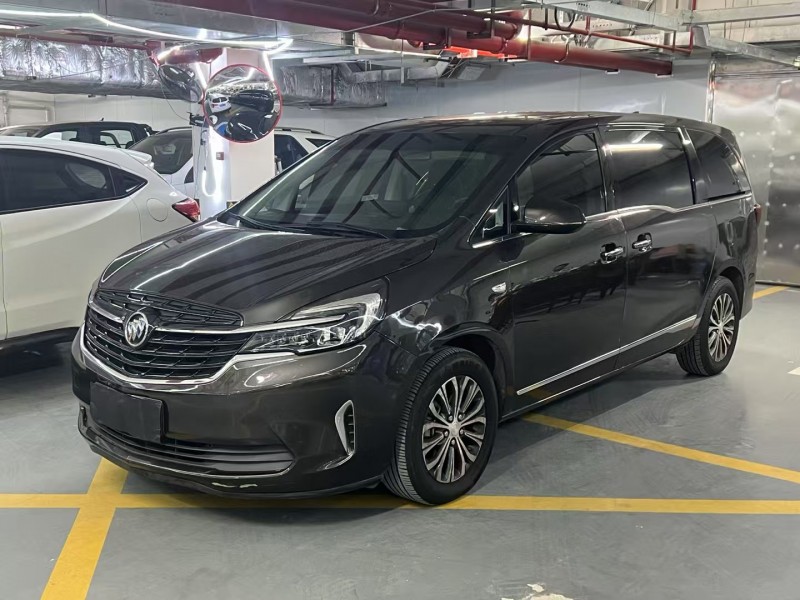 深圳21年别克GL82