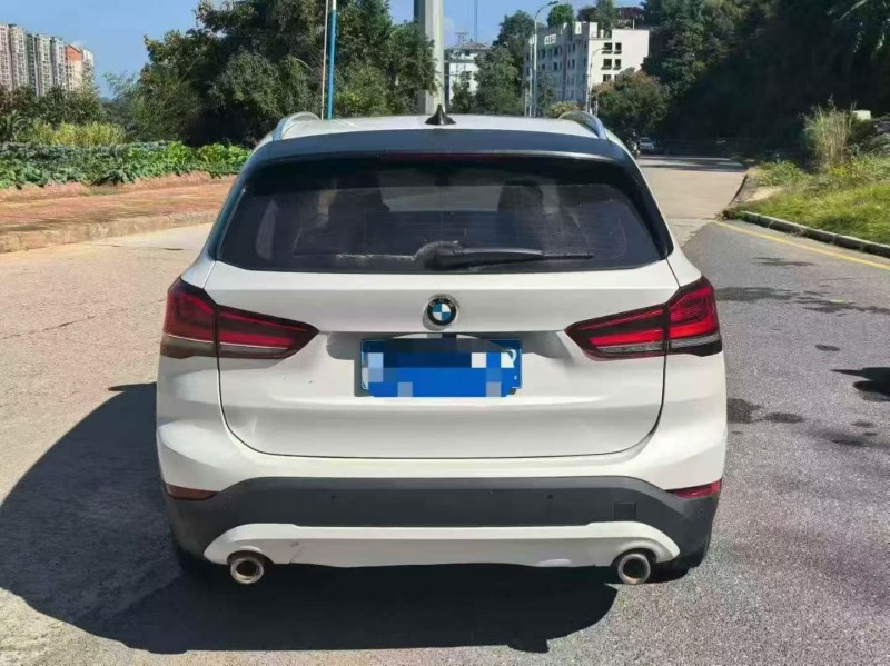 三明19年宝马X19