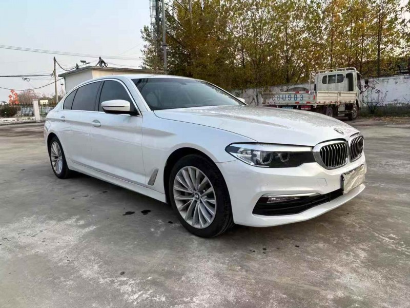 徐州19年宝马5系3