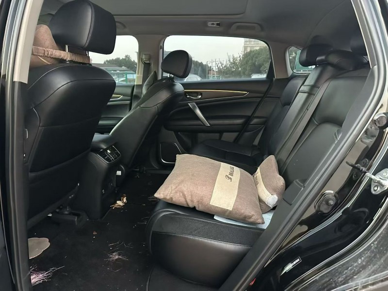 嘉兴18年本田冠道5