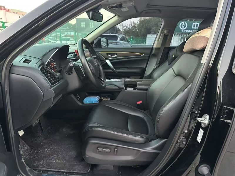 嘉兴18年本田冠道6