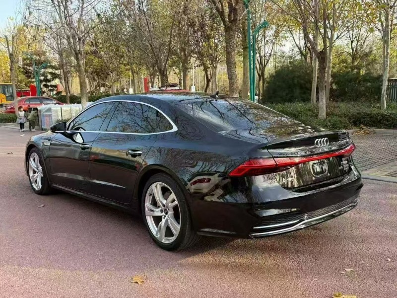 东营24年奥迪A7L5