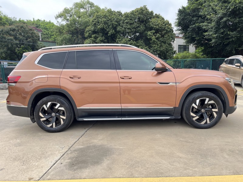 中山22年大众途昂2