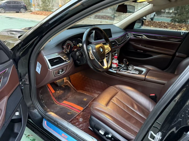 邯郸17年宝马7系8