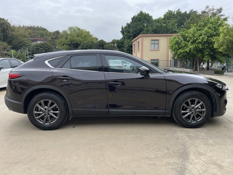 中山21年马自达CX-42