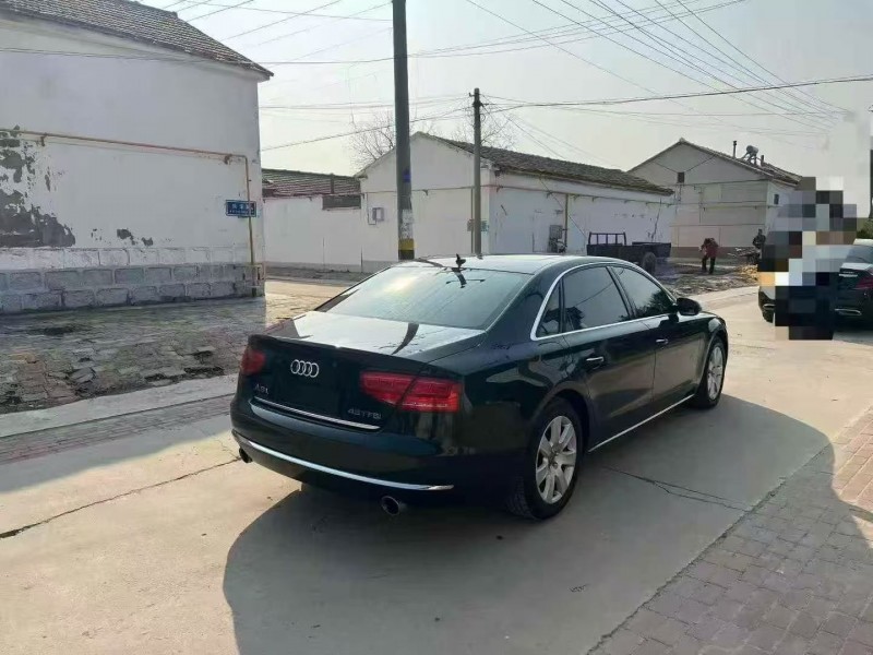 唐山15年奥迪A8L8